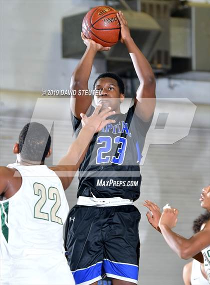 Thumbnail 1 in Capital Christian vs. St. Patrick-St.Vincent (Gridley Invitational) photogallery.