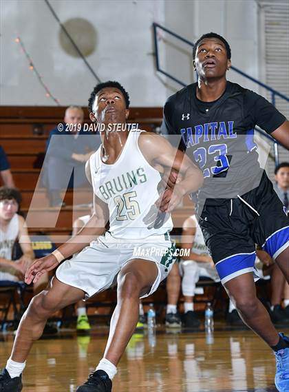 Thumbnail 3 in Capital Christian vs. St. Patrick-St.Vincent (Gridley Invitational) photogallery.