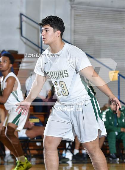 Thumbnail 1 in Capital Christian vs. St. Patrick-St.Vincent (Gridley Invitational) photogallery.