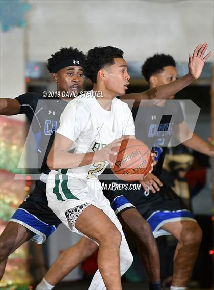 Thumbnail 1 in Capital Christian vs. St. Patrick-St.Vincent (Gridley Invitational) photogallery.