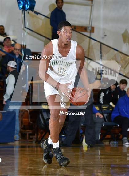 Thumbnail 1 in Capital Christian vs. St. Patrick-St.Vincent (Gridley Invitational) photogallery.