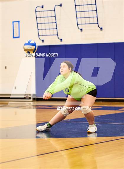 Thumbnail 3 in Atwater at Waterford (Scrimmage) photogallery.