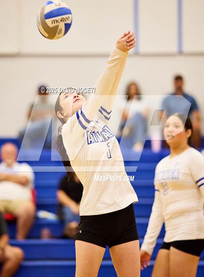 Thumbnail 3 in Atwater at Waterford (Scrimmage) photogallery.