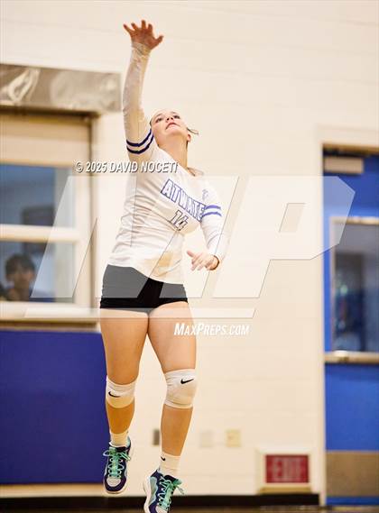 Thumbnail 3 in Atwater at Waterford (Scrimmage) photogallery.