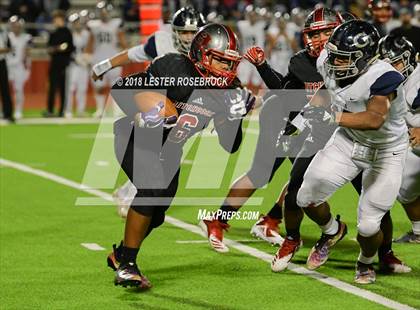 Thumbnail 2 in Hitchcock vs. Goliad (UIL 3A Bi-District Playoffs) photogallery.