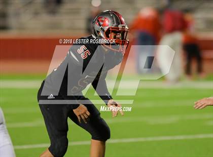 Thumbnail 2 in Hitchcock vs. Goliad (UIL 3A Bi-District Playoffs) photogallery.