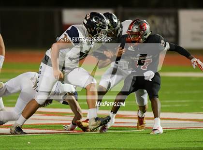 Thumbnail 3 in Hitchcock vs. Goliad (UIL 3A Bi-District Playoffs) photogallery.