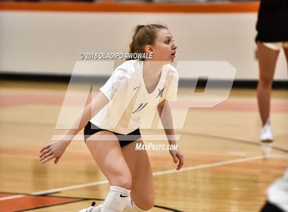 Thumbnail 2 in Independence vs. Rowlett photogallery.