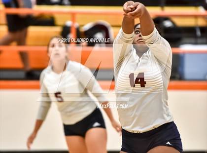 Thumbnail 1 in Independence vs. Rowlett photogallery.
