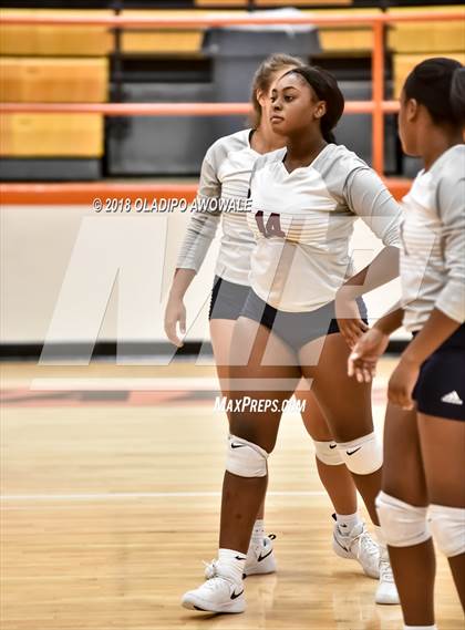 Thumbnail 2 in Independence vs. Rowlett photogallery.
