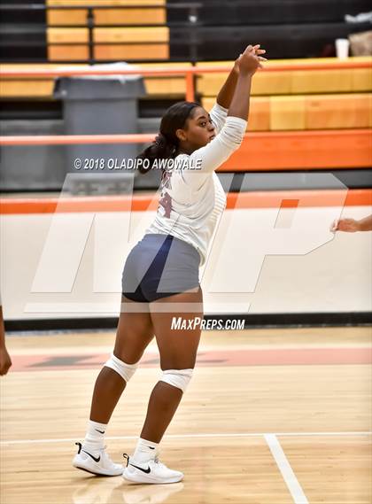 Thumbnail 2 in Independence vs. Rowlett photogallery.