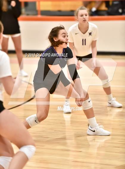 Thumbnail 2 in Independence vs. Rowlett photogallery.