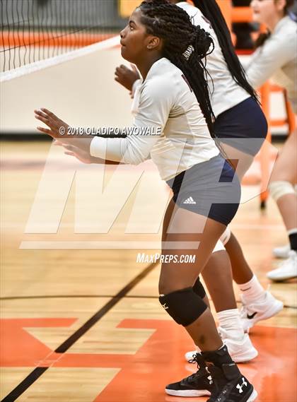 Thumbnail 2 in Independence vs. Rowlett photogallery.