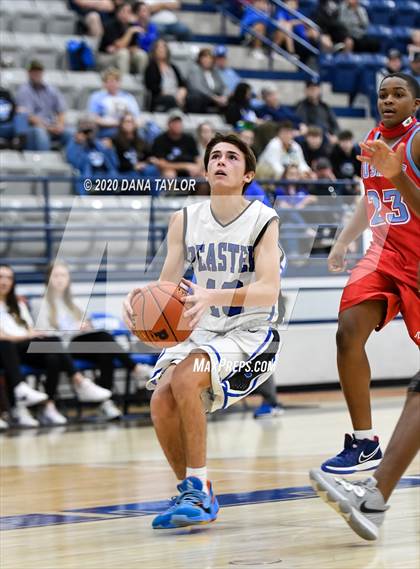 Thumbnail 1 in Hirschi @ Peaster photogallery.