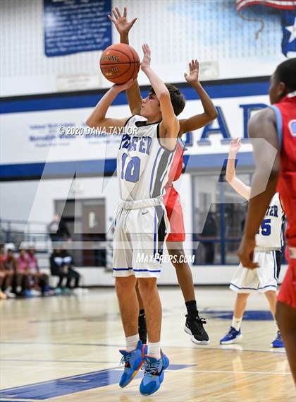 Thumbnail 3 in Hirschi @ Peaster photogallery.