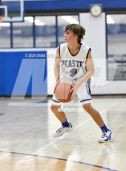 Thumbnail 2 in Hirschi @ Peaster photogallery.