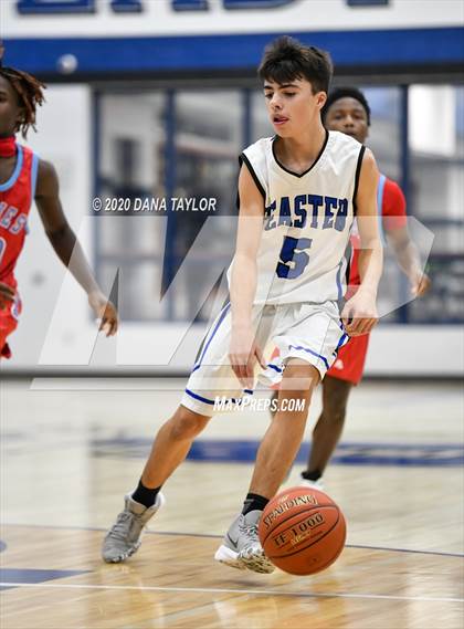 Thumbnail 2 in Hirschi @ Peaster photogallery.