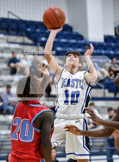 Thumbnail 2 in Hirschi @ Peaster photogallery.