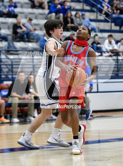 Thumbnail 1 in Hirschi @ Peaster photogallery.