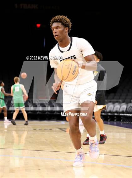 Thumbnail 2 in St. Mary's @ Marcos de Niza  (Footprint Arena) photogallery.
