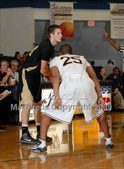 Thumbnail 3 in Marion vs. Lafayette (Best of the Midwest Shootout) photogallery.