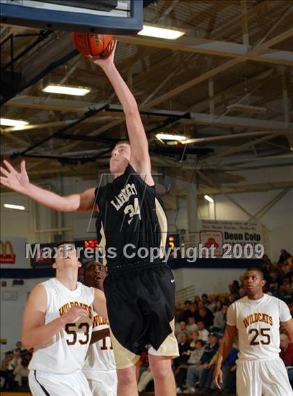 Thumbnail 1 in Marion vs. Lafayette (Best of the Midwest Shootout) photogallery.
