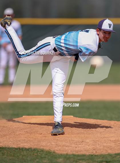 Thumbnail 3 in Valor Christian vs. Chatfield photogallery.