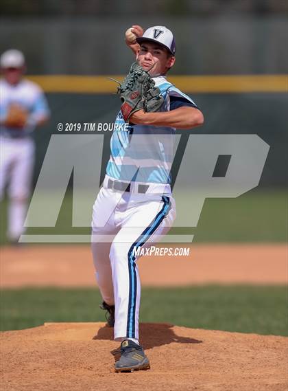 Thumbnail 2 in Valor Christian vs. Chatfield photogallery.
