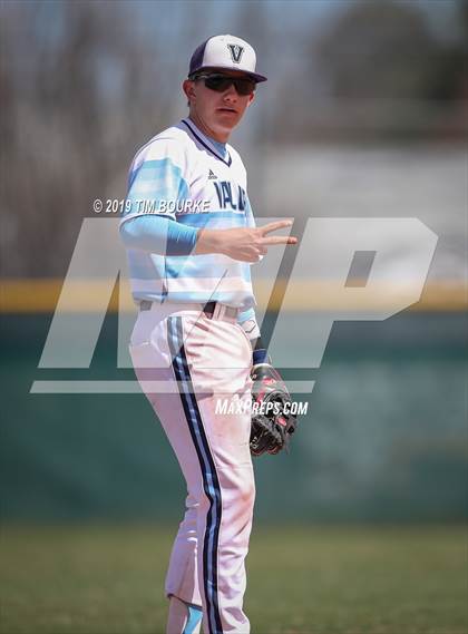 Thumbnail 2 in Valor Christian vs. Chatfield photogallery.