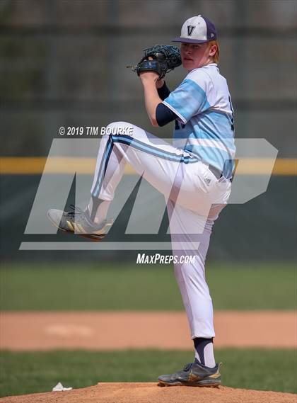 Thumbnail 1 in Valor Christian vs. Chatfield photogallery.