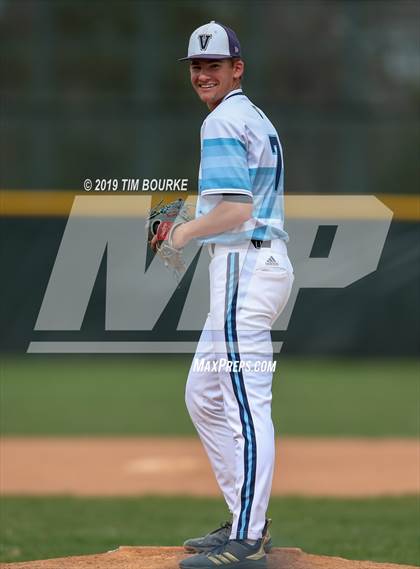 Thumbnail 3 in Valor Christian vs. Chatfield photogallery.