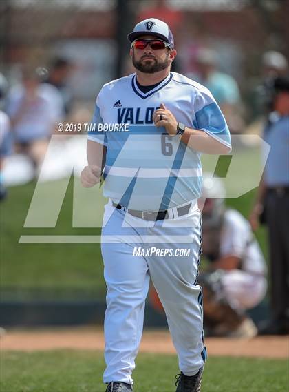 Thumbnail 2 in Valor Christian vs. Chatfield photogallery.