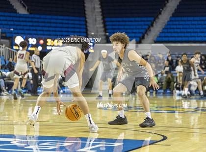 Thumbnail 2 in Sierra Canyon vs. JSerra Catholic photogallery.
