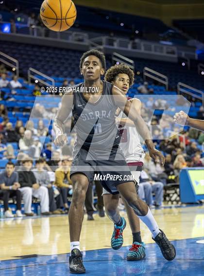 Thumbnail 3 in Sierra Canyon vs. JSerra Catholic photogallery.