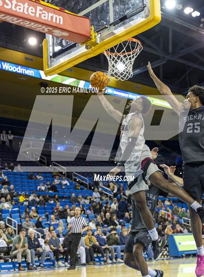 Thumbnail 2 in Sierra Canyon vs. JSerra Catholic photogallery.