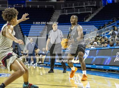 Thumbnail 2 in Sierra Canyon vs. JSerra Catholic photogallery.