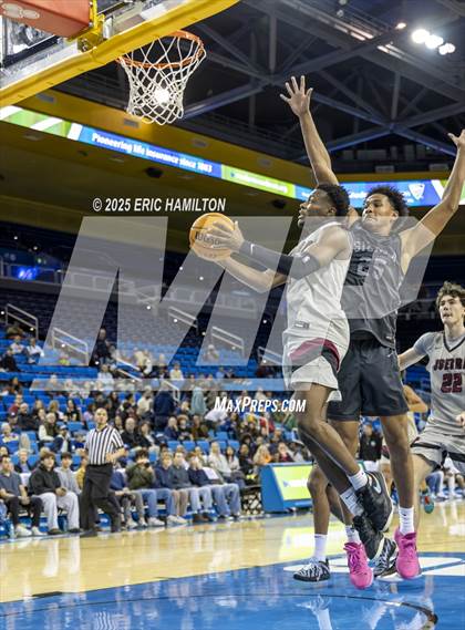 Thumbnail 3 in Sierra Canyon vs. JSerra Catholic photogallery.