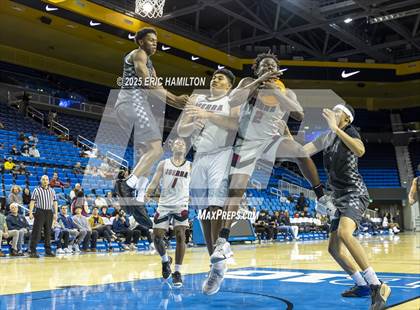 Thumbnail 2 in Sierra Canyon vs. JSerra Catholic photogallery.