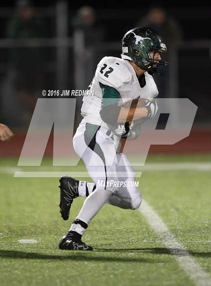 Thumbnail 1 in Thrall vs. Harper (UIL 2A Bi-District Playoff) photogallery.