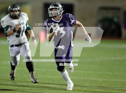 Thumbnail 1 in Thrall vs. Harper (UIL 2A Bi-District Playoff) photogallery.