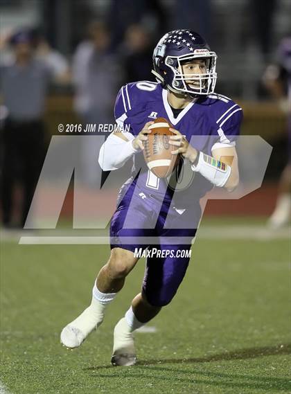 Thumbnail 1 in Thrall vs. Harper (UIL 2A Bi-District Playoff) photogallery.