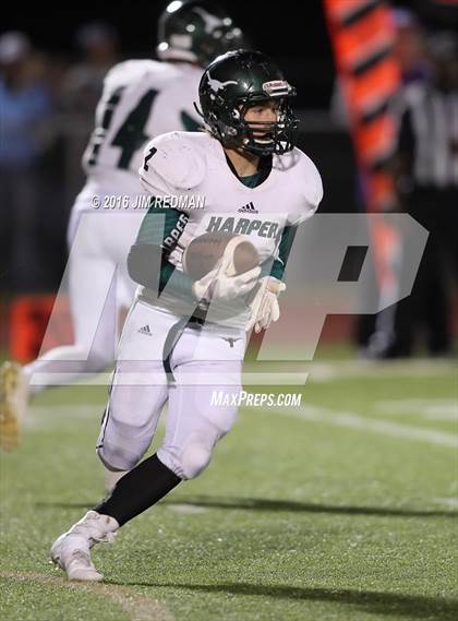 Thumbnail 2 in Thrall vs. Harper (UIL 2A Bi-District Playoff) photogallery.