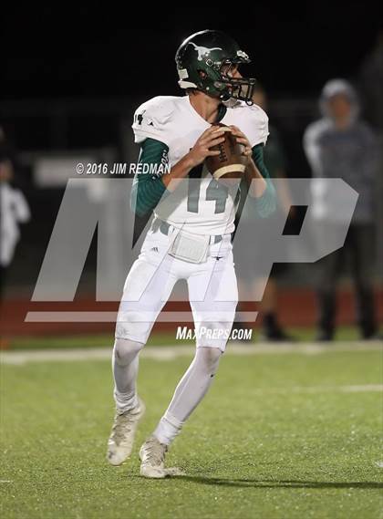 Thumbnail 1 in Thrall vs. Harper (UIL 2A Bi-District Playoff) photogallery.