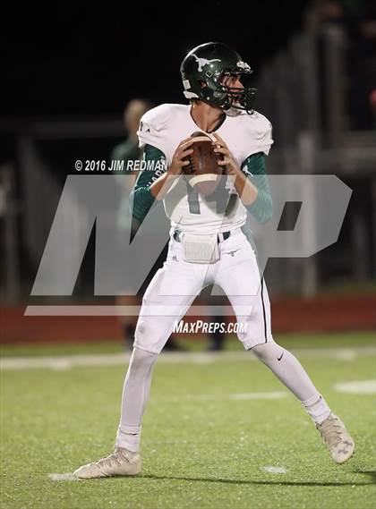Thumbnail 2 in Thrall vs. Harper (UIL 2A Bi-District Playoff) photogallery.