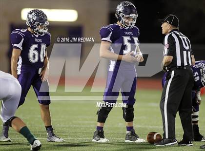 Thumbnail 3 in Thrall vs. Harper (UIL 2A Bi-District Playoff) photogallery.