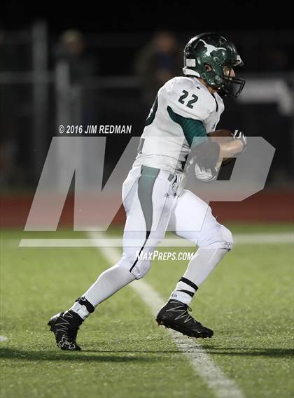 Thumbnail 2 in Thrall vs. Harper (UIL 2A Bi-District Playoff) photogallery.