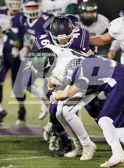 Thumbnail 1 in Thrall vs. Harper (UIL 2A Bi-District Playoff) photogallery.