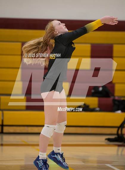 Thumbnail 1 in Putnam @ Milwaukie/Milwaukie Academy of the Arts (Senior Night) photogallery.