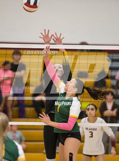 Putnam @ Milwaukie/Milwaukie Academy of the Arts (Senior Night)