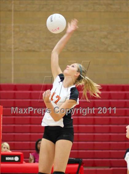 Thumbnail 1 in Roseville @ Antelope photogallery.